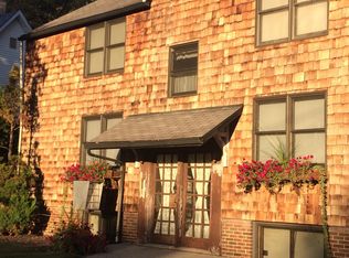 608 S New St APT 2, Springfield, IL 62704