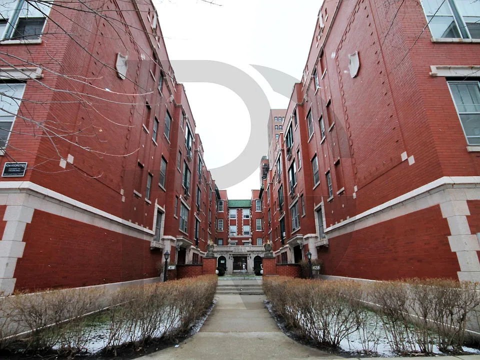 Building Photo 3