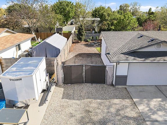 4th image of 8003 W Hummel Dr
