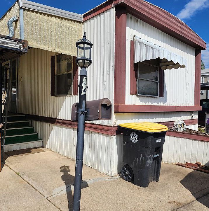 1st image of 729 W 17th Ave W #34