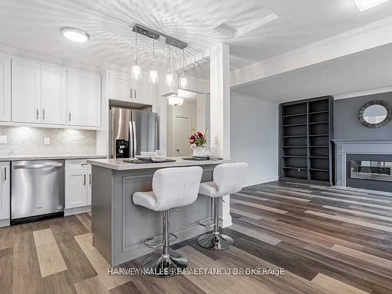 157 Viewmount Ave #MAIN — Photo 10