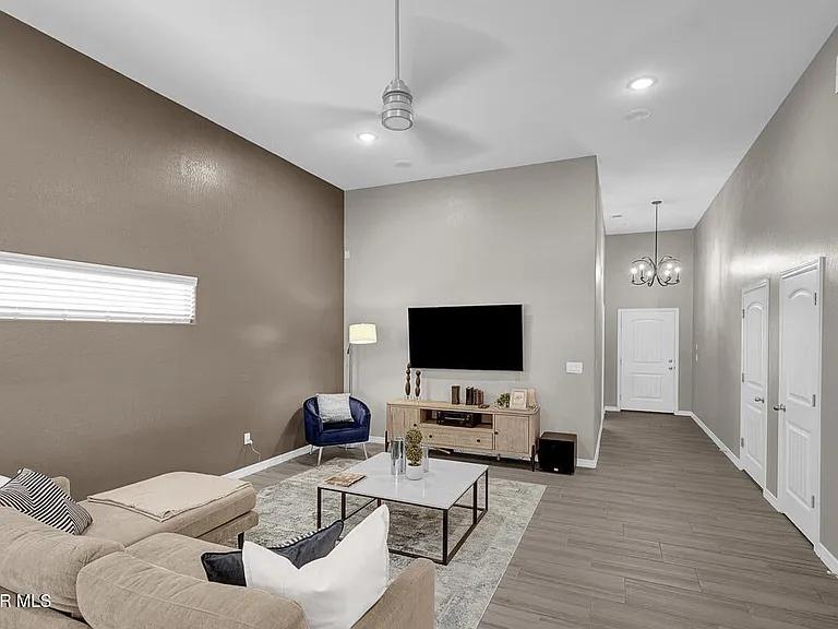 15340 Resolve Dr — Photo 44