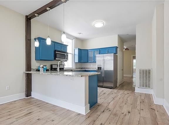 4th image of 4025 Dhemecourt St