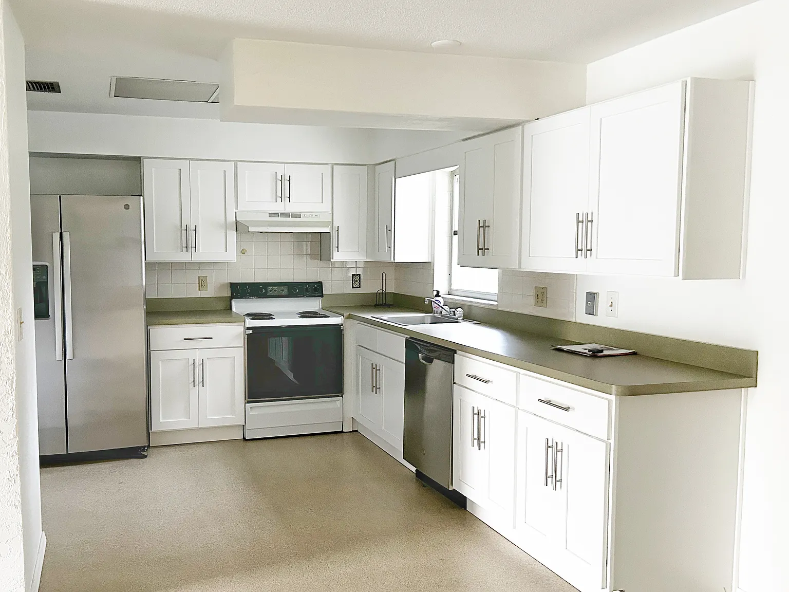2 bed, 1394 sqft, $1,950 — Photo 3