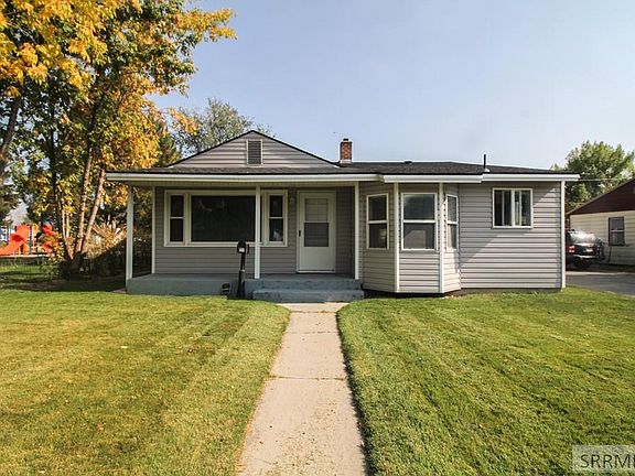 4th image of 1074 Vine Ave