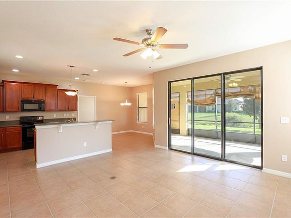 3rd image of 312 Cedar Falls Dr