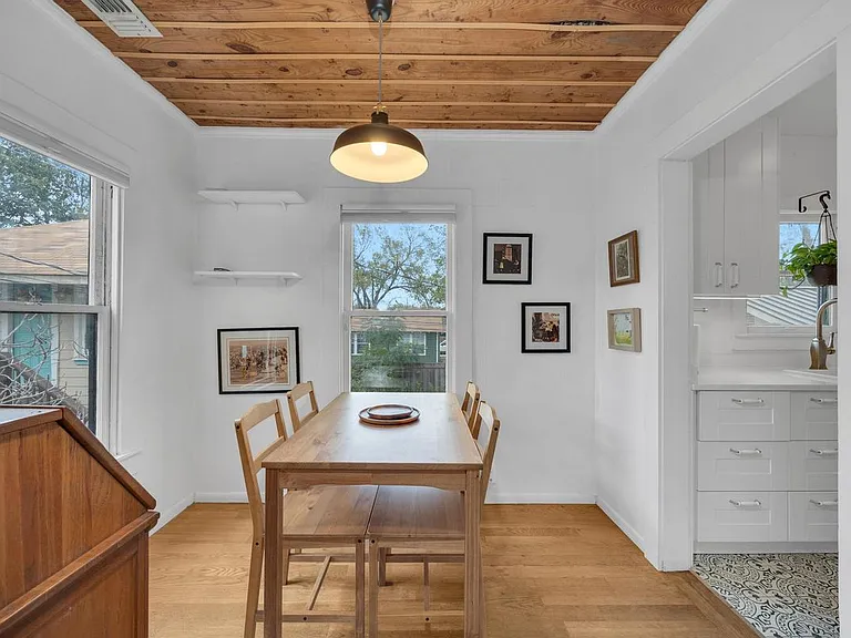 4302 Avenue G #C — Photo 7