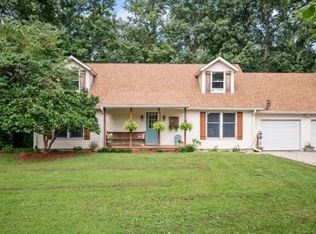 20519 N Lake Dr, Marshall, IL 62441