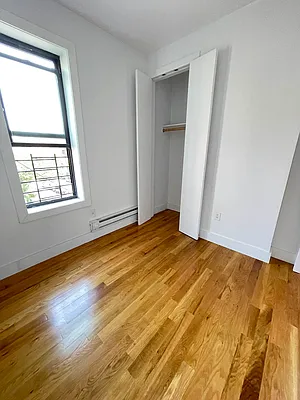 Rented by Lang Realty LLC | media 8