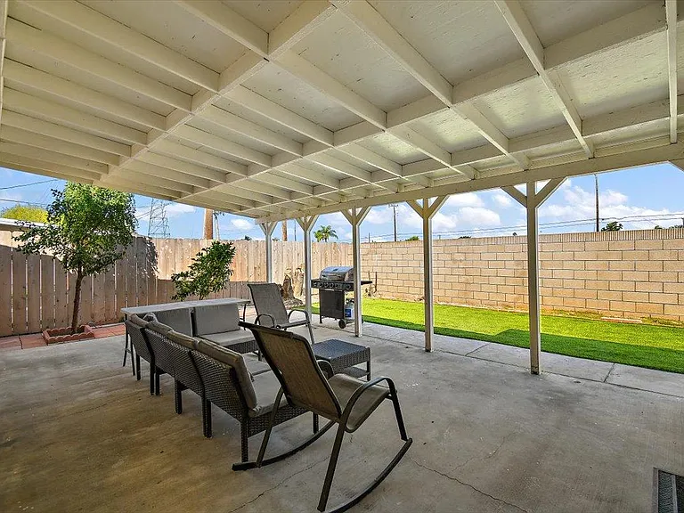 7757 La Mesa Way — Photo 21