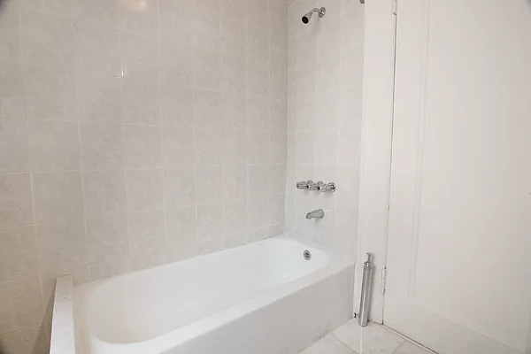 Rented by WAM Partners - William Moses Co. | media 25