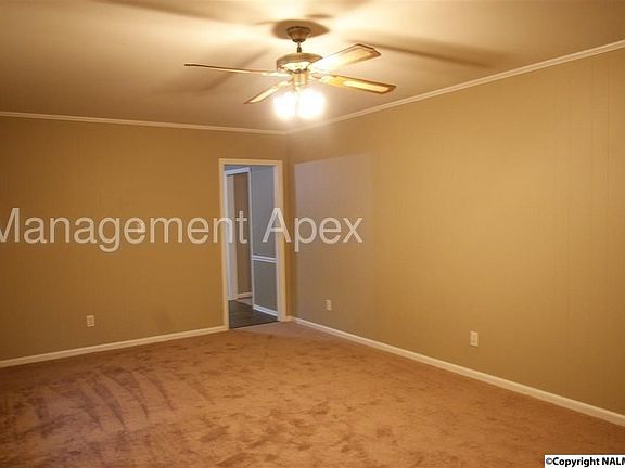 4th image of 602 Galway St NW