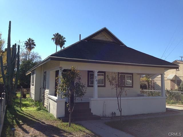 1st image of 261 W 16th St