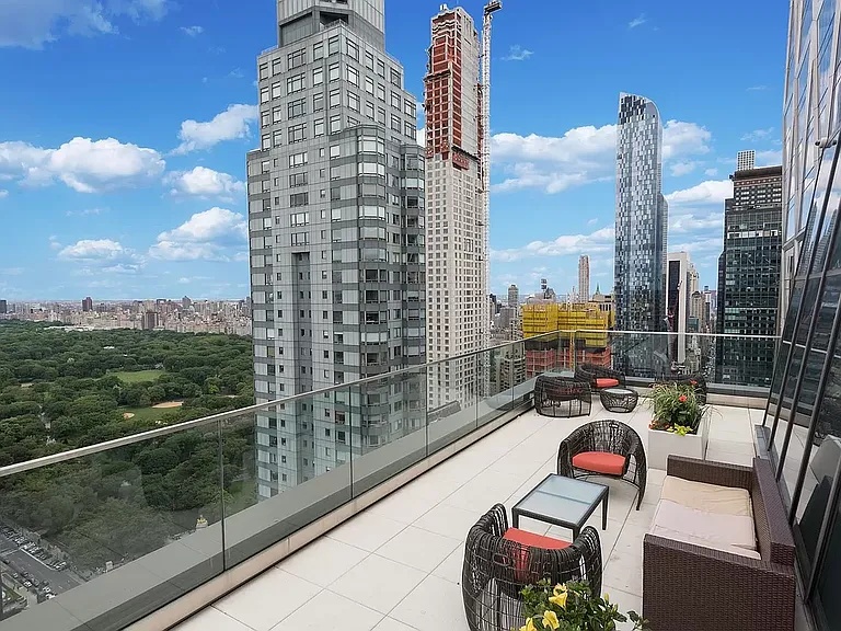 322 W 57th St #35V — Photo 5