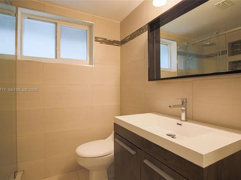 3239 W Trade Ave #9 — Photo 14