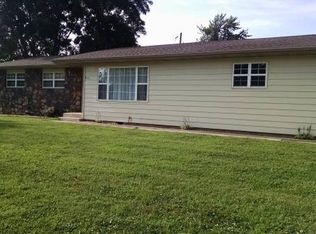 601 W Black Oak St, Strafford, MO 65757