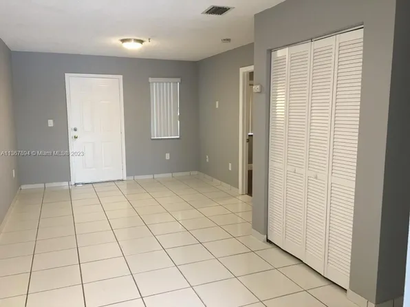 1852 SW 7th St APT 309, Miami, FL 33135