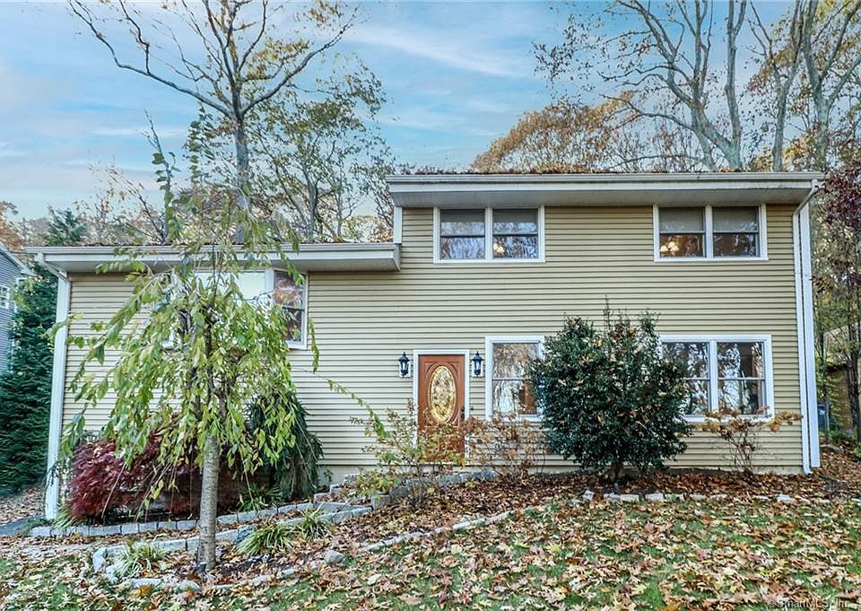 153 Old Dike Rd, Trumbull, CT 06611 Zillow