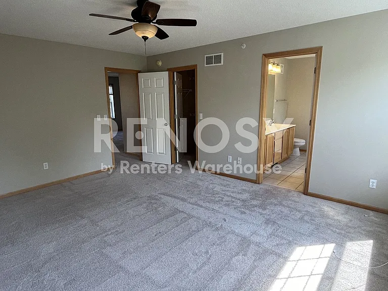 8285 Labont Way — Photo 8