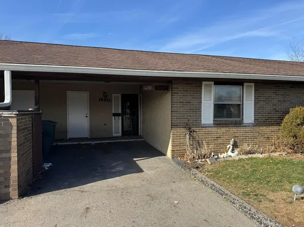 1257 Woodbrook Cir W #15, Columbus, OH 43223