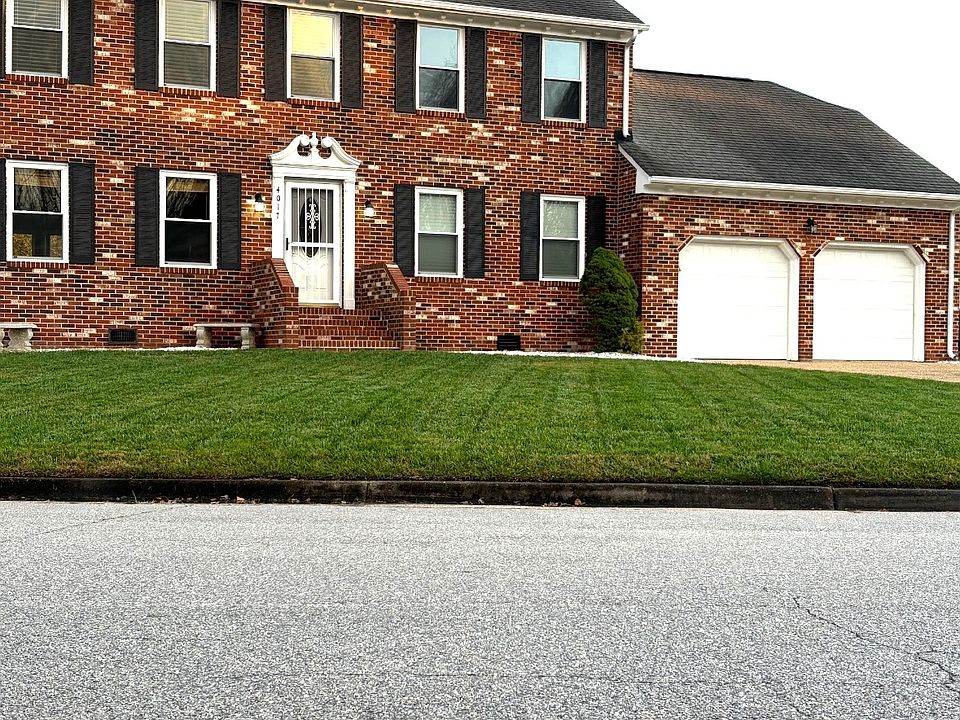 1st image of 4017 Vinland Cir