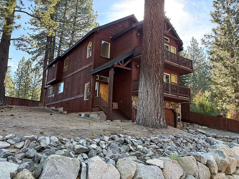 1637 Black Bart Ct — Photo 27