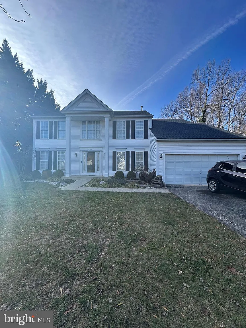 2297 Community Dr photo 1