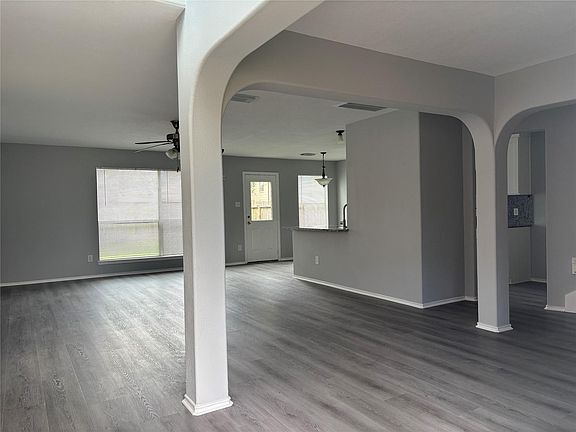 4th image of 13642 Rural Oak St