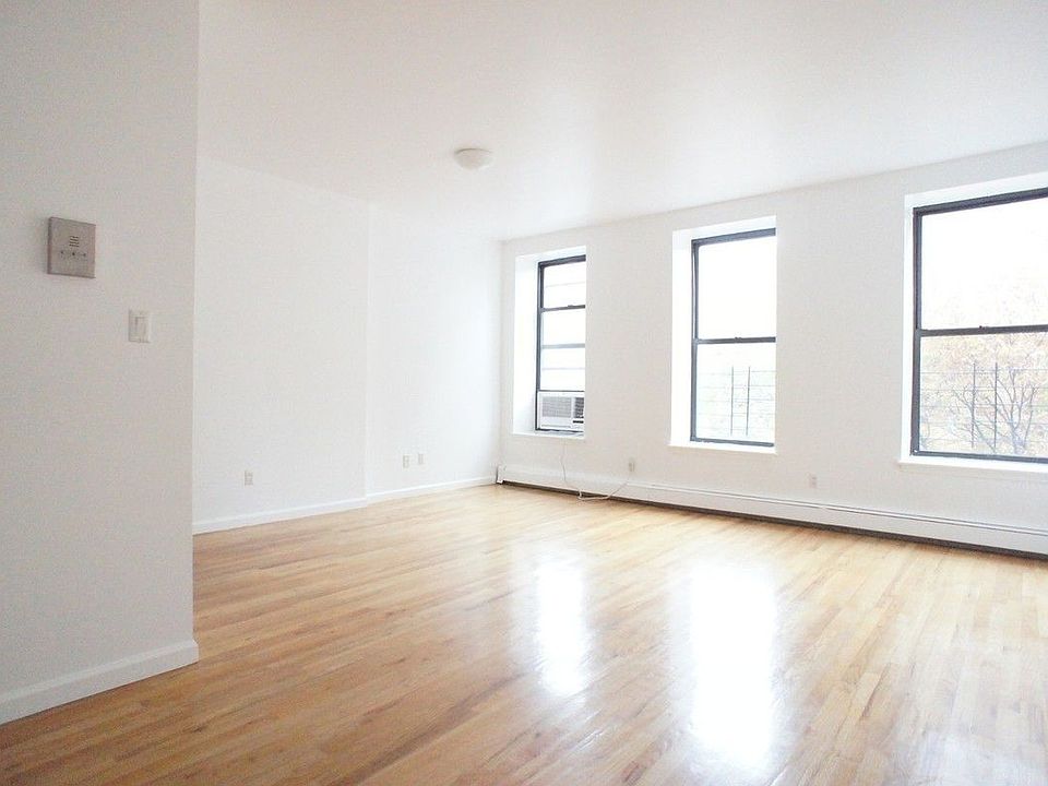 1st image of 247 W 131st St APT 3