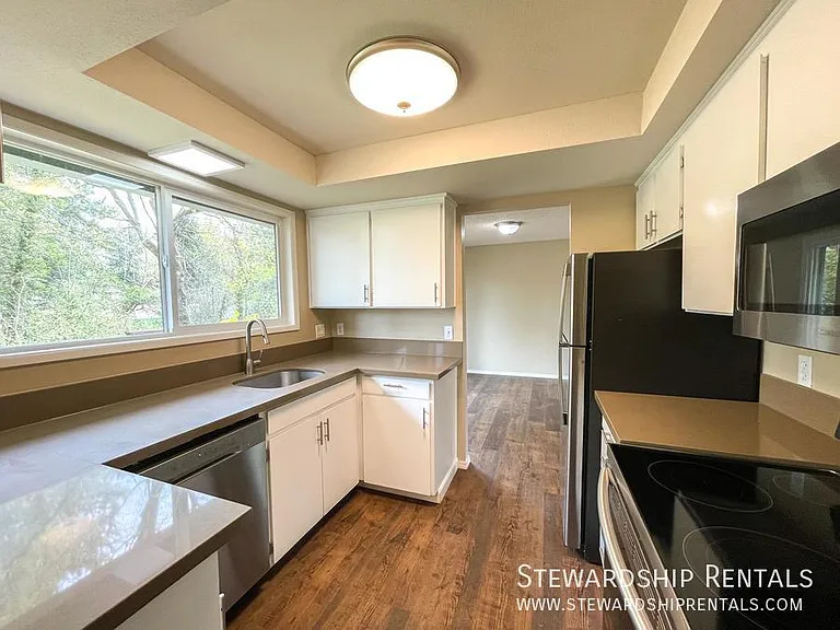3620 SE 36th Cir — Photo 3