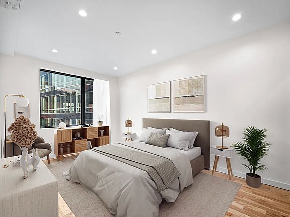2nd image of 463 W 125th St #5A