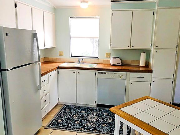 2nd image of 310 San Remo Ln #310