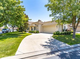 1116 Copper Cottage Ln, Modesto, CA 95355