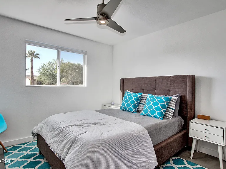 7034 E Wilshire Dr — Photo 10