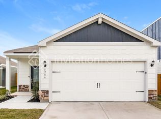 8206 Blooming Meadow Ln, Houston, TX 77016