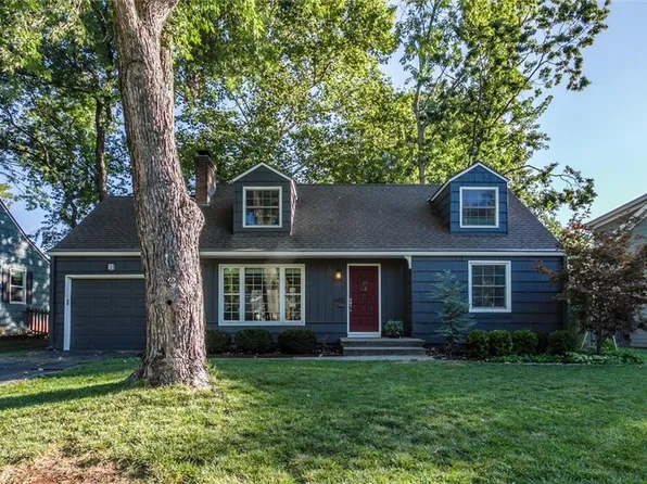 4912 W 73rd St, Prairie Village, KS 66208