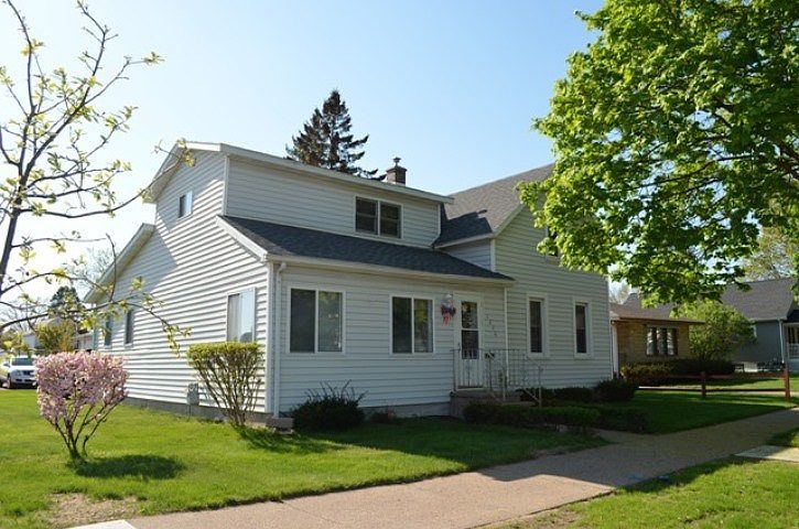 1st image of 1036 S 5th Ave