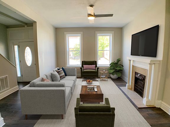 2nd image of 3008 Magnolia Ave
