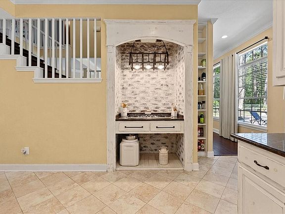 4th image of 7210 Pine Dr #765