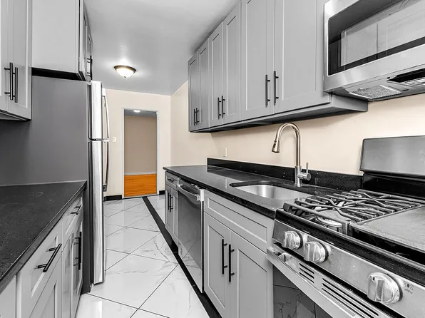 140-21 Burden Cres #102, Queens, NY 11435