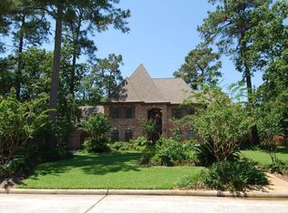 5731 Garden Point Dr, Kingwood, TX 77345