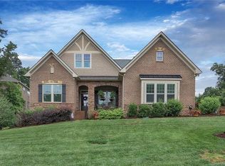 1652 Royal Troon Ct, Denver, NC 28037