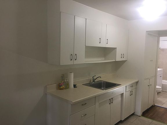 4th image of 10404 Alderbrook Pl NW