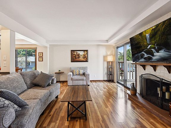 5th image of 1219 Trailwood S