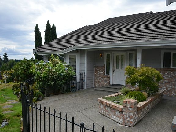 3rd image of 5902 125th Street Ct