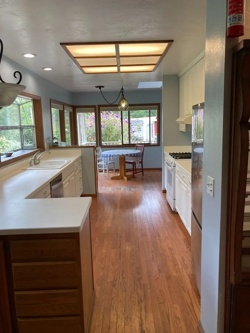 Welcome Home to Coleman Valley Rd Occidental — Photo 3