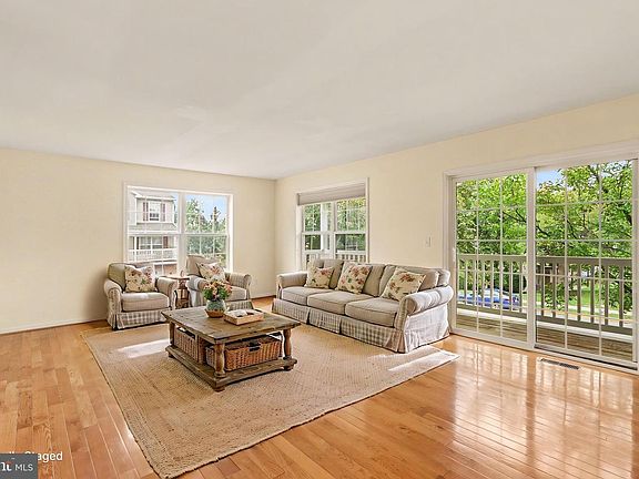 4th image of 41 Parkside Dr