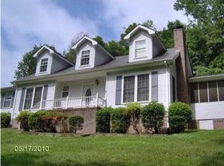 9303 Smith Cemetery Cir, Soddy Daisy, TN 37379