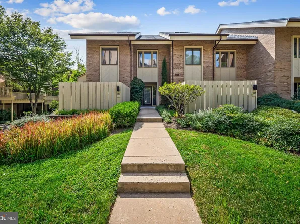 5700 Coley Ct, Baltimore, MD 21210