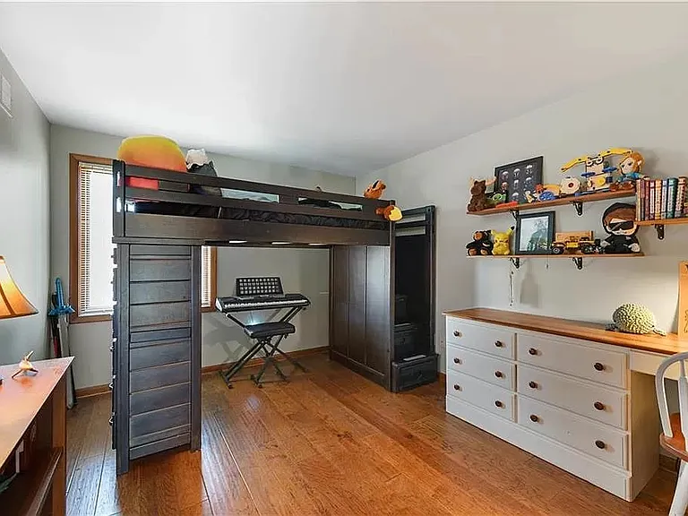 5218 Foxcroft Dr — Photo 27